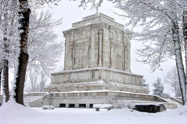 عکس تزئینی است موزهها و مجموعههای تاریخی خراسان رضوی امروز تعطیل هستند