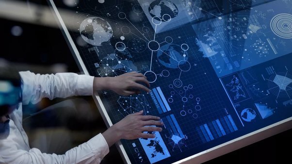 تلفیق روشهای سنتی تدریس با ابزارهای دیجیتال؛ ترکیبی طلایی برای مهارتآموزی دانشجویان