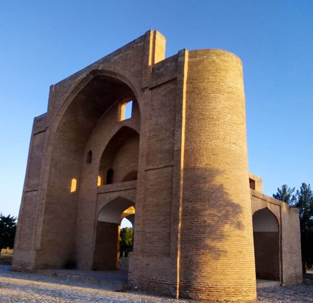 «مصلای سبزوار» نماد ایمان و بالندگی