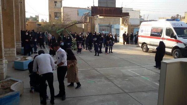 عکس تزئینی است مسمومیت ۵۹ دانشآموز در ۵ مدرسه مشهد