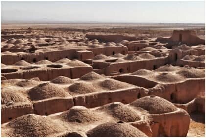 سفر به سرزمین برجای مانده از تاریخ