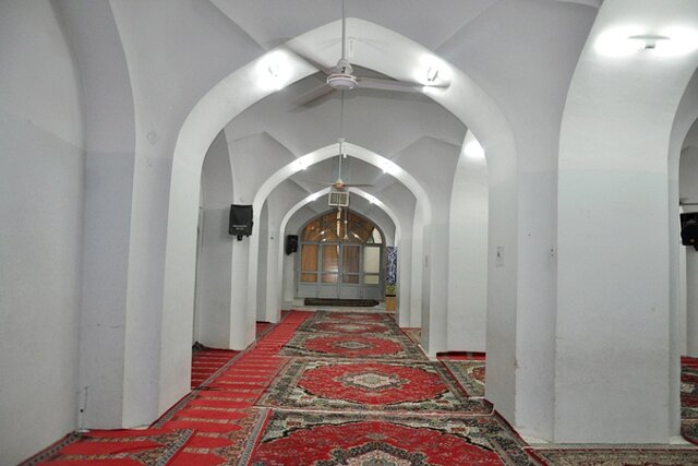 سفر به ۲۵۰۰ سال تاریخ