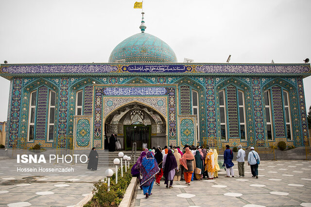 بقعه خواجه اباصلت هر سال میزبان میلیونها زائر رضوی است