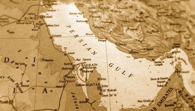 نام خلیج فارس همواره به عنوان آبراهی مهم در میان همه اقوام جلوه‌گر بوده است