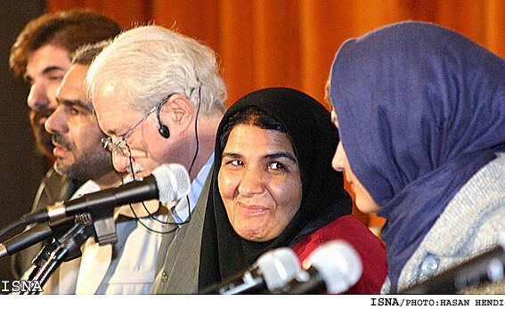 عکس از آرشیو حضور جوانان به جریانسازی در سینمای دفاع مقدس کمک میکند