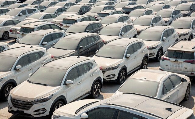 عایدی ۵ هزار میلیارد تومانی دولت از فروش خودروهای خارجی