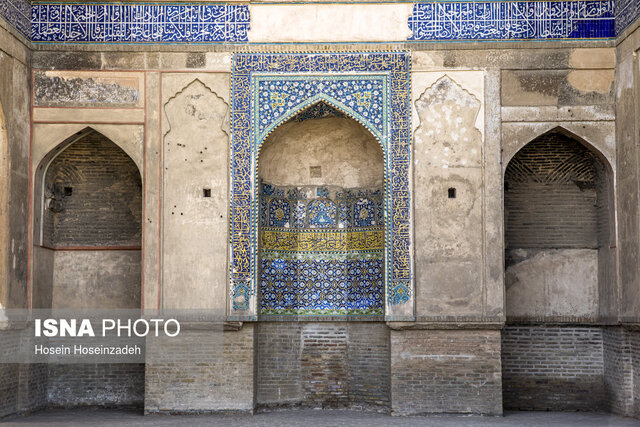 «مصلای پایین خیابان» واسطهای برای تقرب مردم مشهد به خداوند متعال