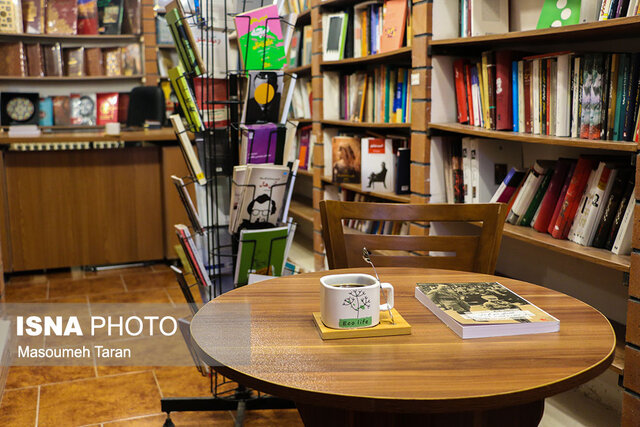 کتابفروشهایی که نمیتوانند کتاب بخرند