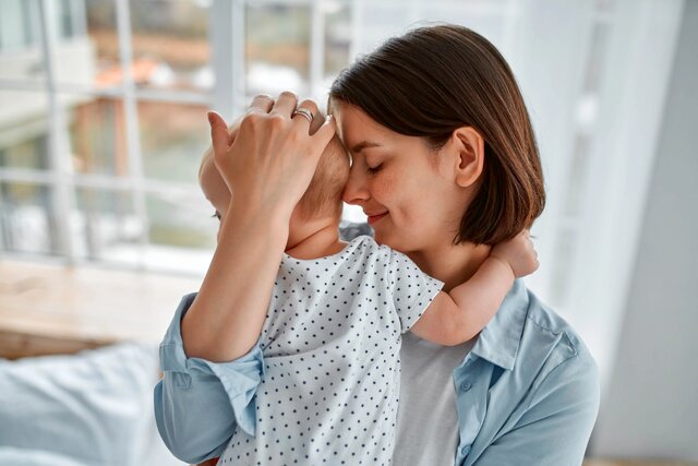 سختیهای مادران بر دوش کودک ۲ ساله