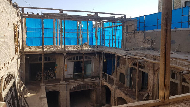 توضیحات معاون میراث فرهنگی خراسان رضوی در خصوص جمعآوری بخشی از سرای "عزیزاللهاف"