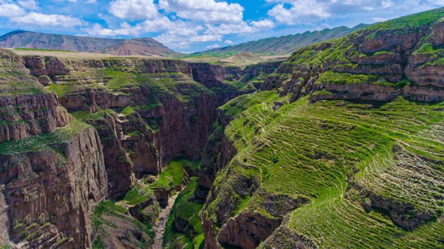 سرزمین درههای عمیق؛ محروم از زیرساختها