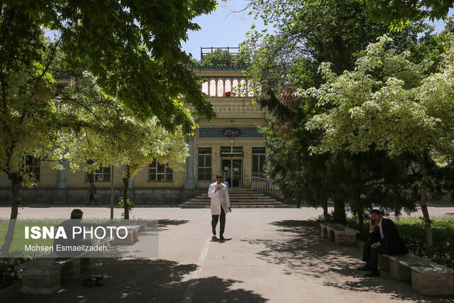 نگهداری پوسته نما و تخریب فضای داخلی مرسوم نیست