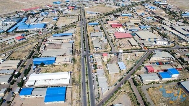 سند ۲۱۰ هکتار از اراضی شهرک صنعتی دهگلان صادر شد