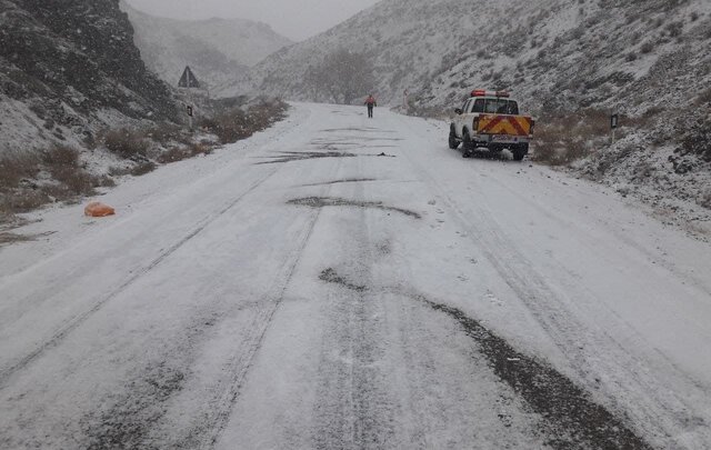 رانندگان حتیالامکان تا فردا ظهر وارد محور بردسکن به سبزوار نشوند رانندگان حتیالامکان تا فردا ظهر وارد محور بردسکن به سبزوار نشوند