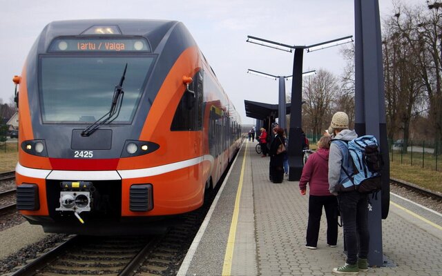 چگونه قطارهای برقی حمل و نقل دنیا را دگرگون میکنند؟