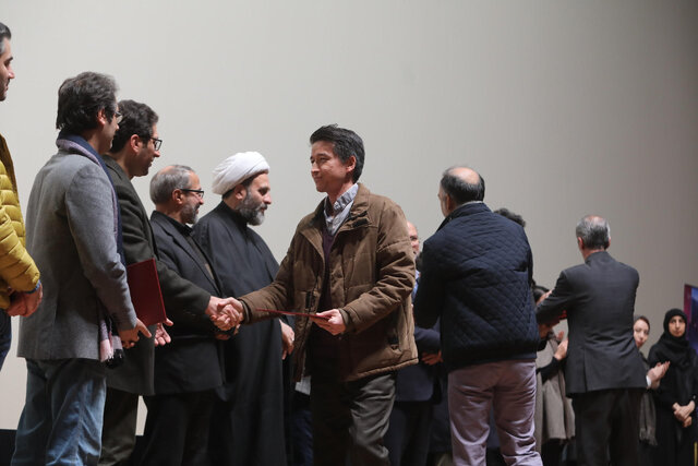 «مسافری از گانورا» تابلوی هنرمندانه «ما میتوانیم» است