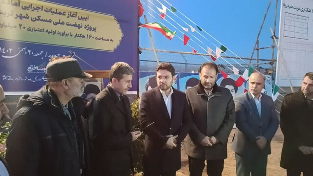 کلنگزنی و بهرهبرداری از ۳۲۰۰ پروژه عمرانی در کشور