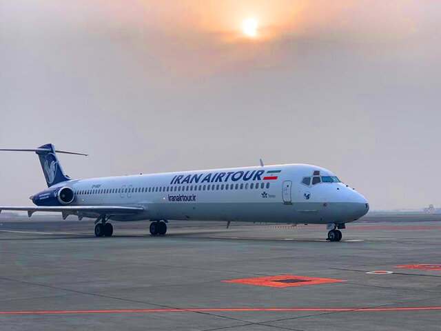 عکس تزئینی است پروازهای فرودگاه مشهد طبق برنامه انجام میشوند