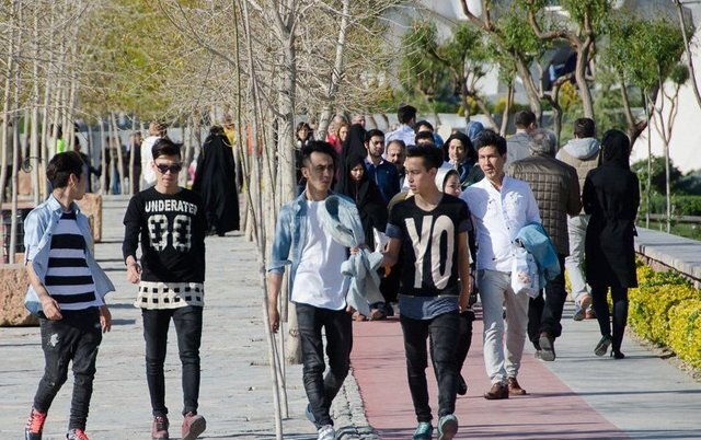 جوانان و دغدغهای به نام دیده شدن