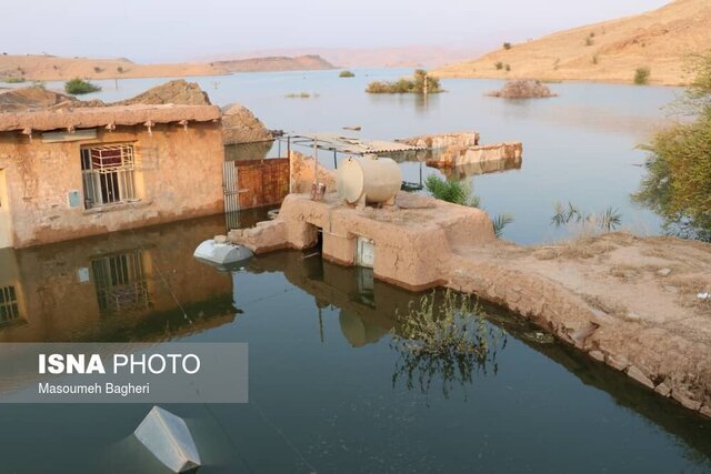 عکس از آرشیو است روستای رحیمآباد صالحآباد زیرآب رفت/ خسارت سیل و باران به ۷۰ منزل مسکونی