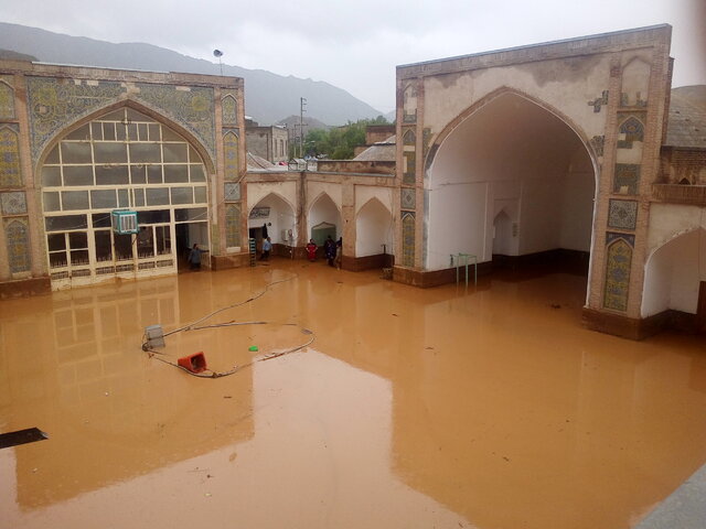 عکس از آرشیو است ورود به تمامی مناطق هدف گردشگری کلات ممنوع شد