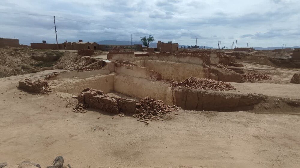 سیلاب در دو روستای کالو و کرناوه/ ساکنین حاشیه رودخانهها منازل خود را ...