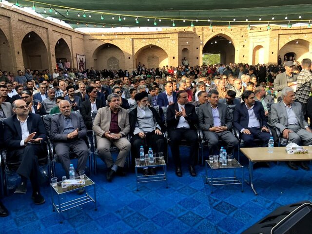 واسطهها؛ خریدار نعناعِ بجستان برای صادرات به کشورهای خلیج فارس