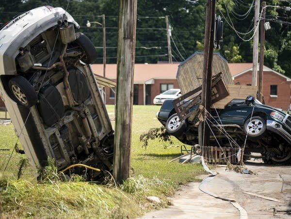 کدام کشورها در چند دقیقه سیل را کنترل میکنند؟/۲/