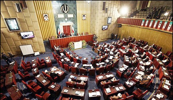 نمایندگان مشهد در گذر ۱۲ دوره مجلس