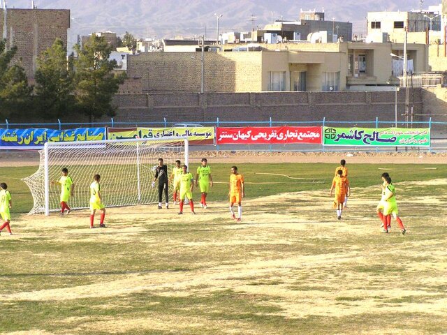 زمینهای خاکی دیروز و استعدادهایی که نادیده گرفته میشوند