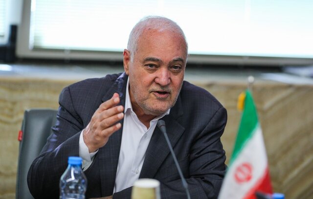 آینده اقتصادی کشور در گرو صادرات است