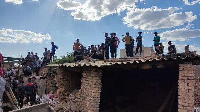 جلسه فوق العاده ستاد مدیریت بحران کاشمر با حضور استاندار خراسان رضوی