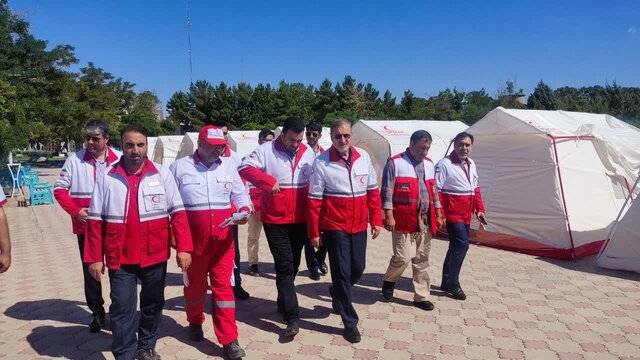 انجام ۷۶ عملیات توسط نیروهای هلالاحمر در زلزله کاشمر/ ۷ اردوگاه اضطراری برپا شد انجام ۷۶ عملیات توسط نیروهای هلالاحمر در زلزله کاشمر/ ۷ اردوگاه اضطراری برپا شد