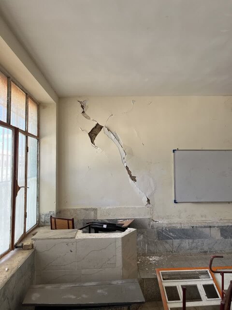 بلایی که زلزله ۵ ریشتری بر سر مدارس کاشمر آورد