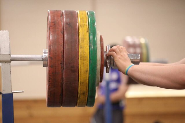 سنگینی وزنه کم توجهی مدیران بر دوش وزنهبرداران کاشمری