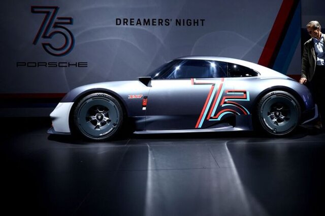 پورشه در چین روی دست ماند پورشه در چین روی دست ماند