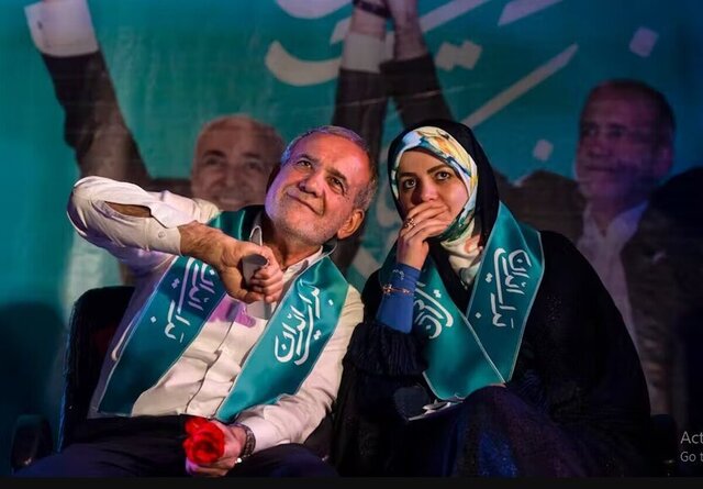 دکتر پزشکیان به همراه دخترش رئیسجمهور نگاهی متناسب به نیازهای امروز زنان جامعه داشته باشد