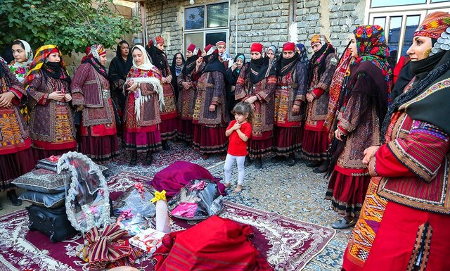 شهری که زنان آن، گران‌ترین لباس‌های دنیا را تولید می‌کنند  