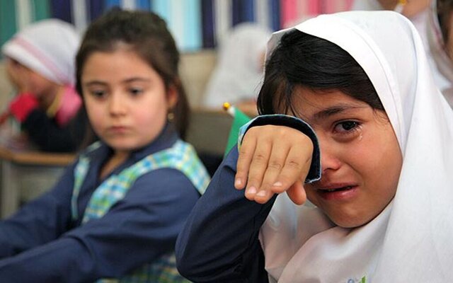 والدین کمالگرا عرصه را بر دانشآموزان کلاس اولی تنگ میکنند