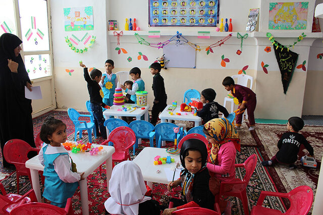 بسیاری از مهدکودکها از یک بنیان فکری درستی تبعیت نمیکنند