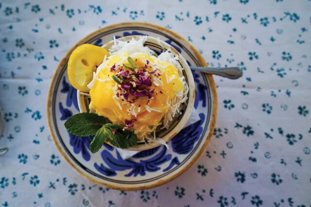 دسرها از سفرههای ایرانی تا سفرههای جهانی