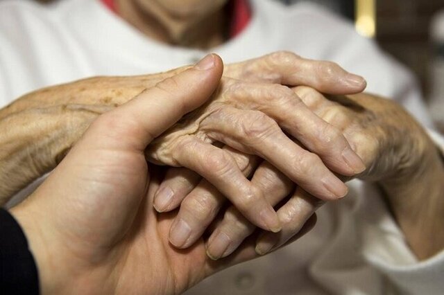 بیماری که موجب کاهش قد افراد میشود