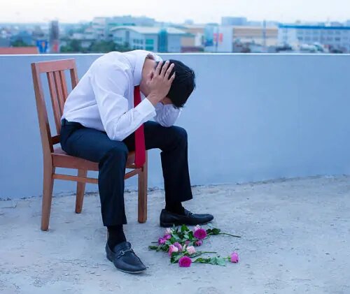 پیامدهای شکست عاطفی و مدیریت آن پیامدهای شکست عاطفی و مدیریت آن