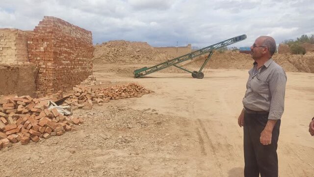 نانهایی که آجر شدند و کارگرانی که بیکار