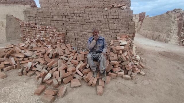 نانهایی که آجر شدند و کارگرانی که بیکار