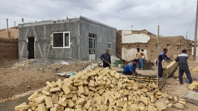 سرما آمد اما تسهیلات برای زلزلهزدگان نه