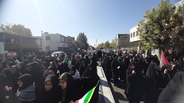 طنین استکبارستیزی خراسانیها در یومالله ۱۳ آبان