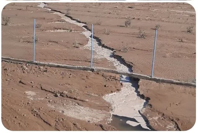 عکس از آرشیو است خسارت ۲ میلیارد ریالی زلزله به تأسیسات کشاورزی مهولات