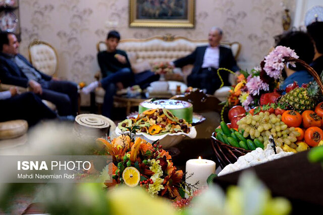 از طبقهای مسی تا شالاندازی؛ روایتی از رسم شب چلهگی در خراسان