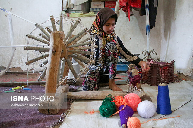 فرت بافی؛ هنری زنده با ۴۰۰ سال قدمت در روستای بزد تربت جام